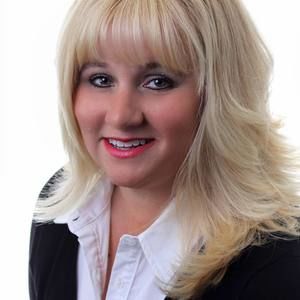 Meet your Posher, Gina